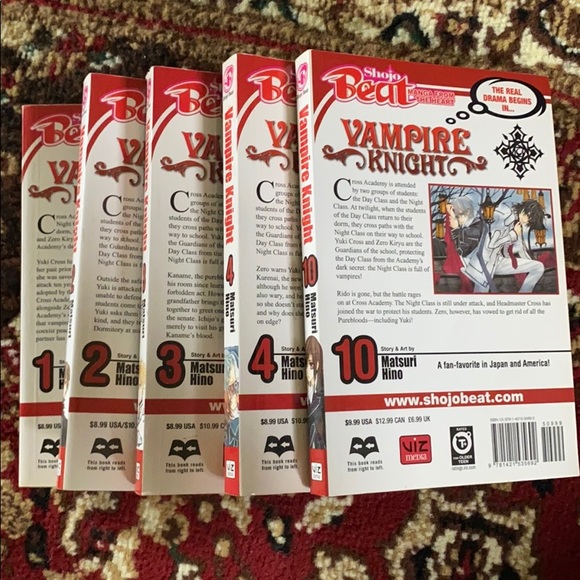 Vampire Knight Manga Set (1-4 & 10) - Picture 3 of 3